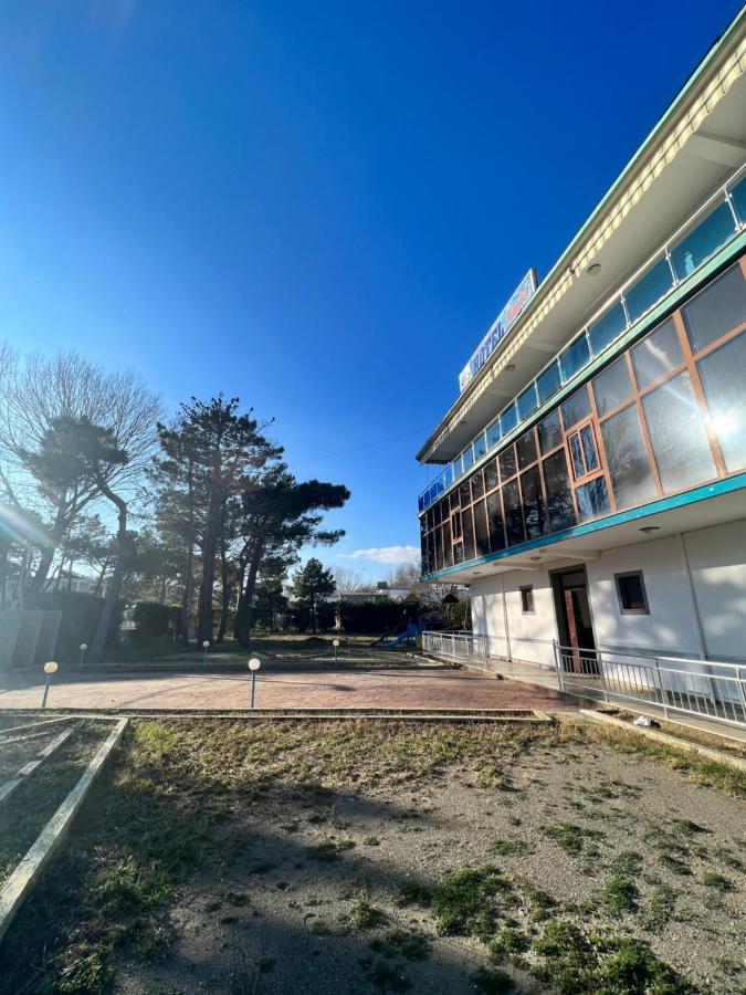Kamberi Hotel & Apartments 2 Velipojë Exterior foto
